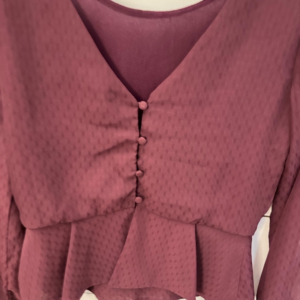 ASTR S Peplum plum hem pilgrim button back ruffle waist sheer arm blouse classic - Picture 10 of 14